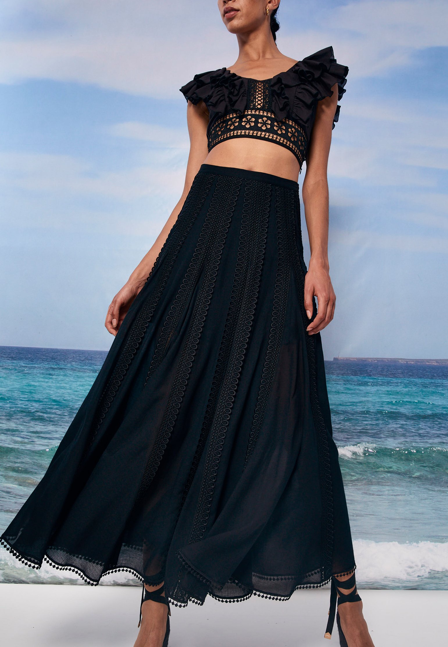 Skirt CHARO RUIZ Color: black (Code: 2063) in online store Allure