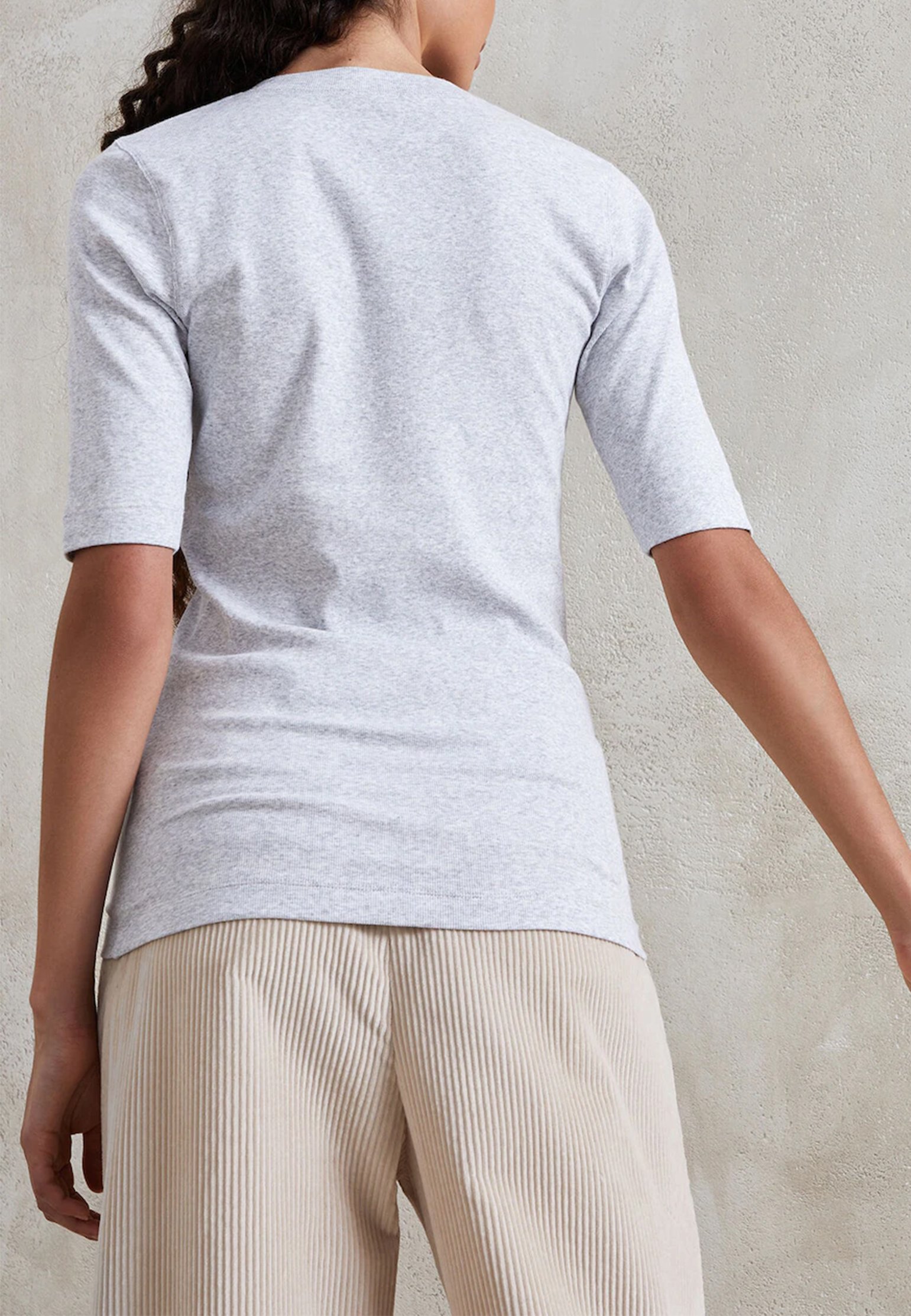 T-Shirt BRUNELLO CUCINELLI Color: grey (Code: 638) in online store Allure