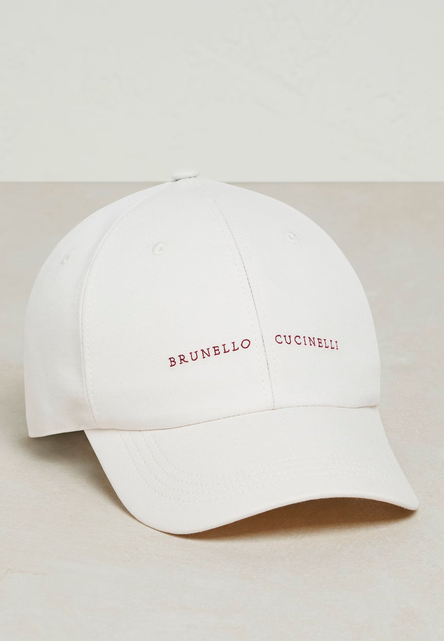 Bonnet BRUNELLO CUCINELLI Color: white (Code: 1520) in online store Allure